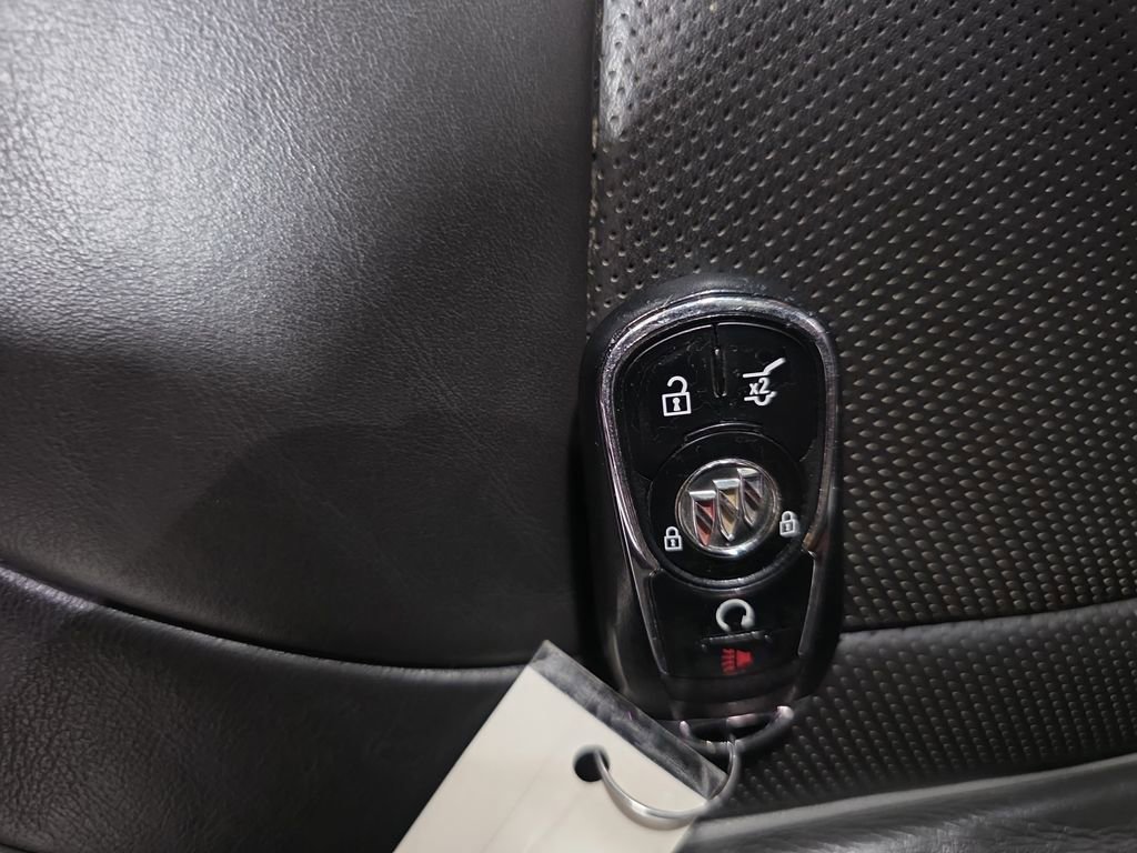 Used 2021 Buick Enclave Avenir w/ Avenir Technology Package image 46
