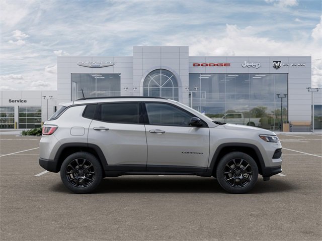 New 2026 Jeep Compass Latitude image 21