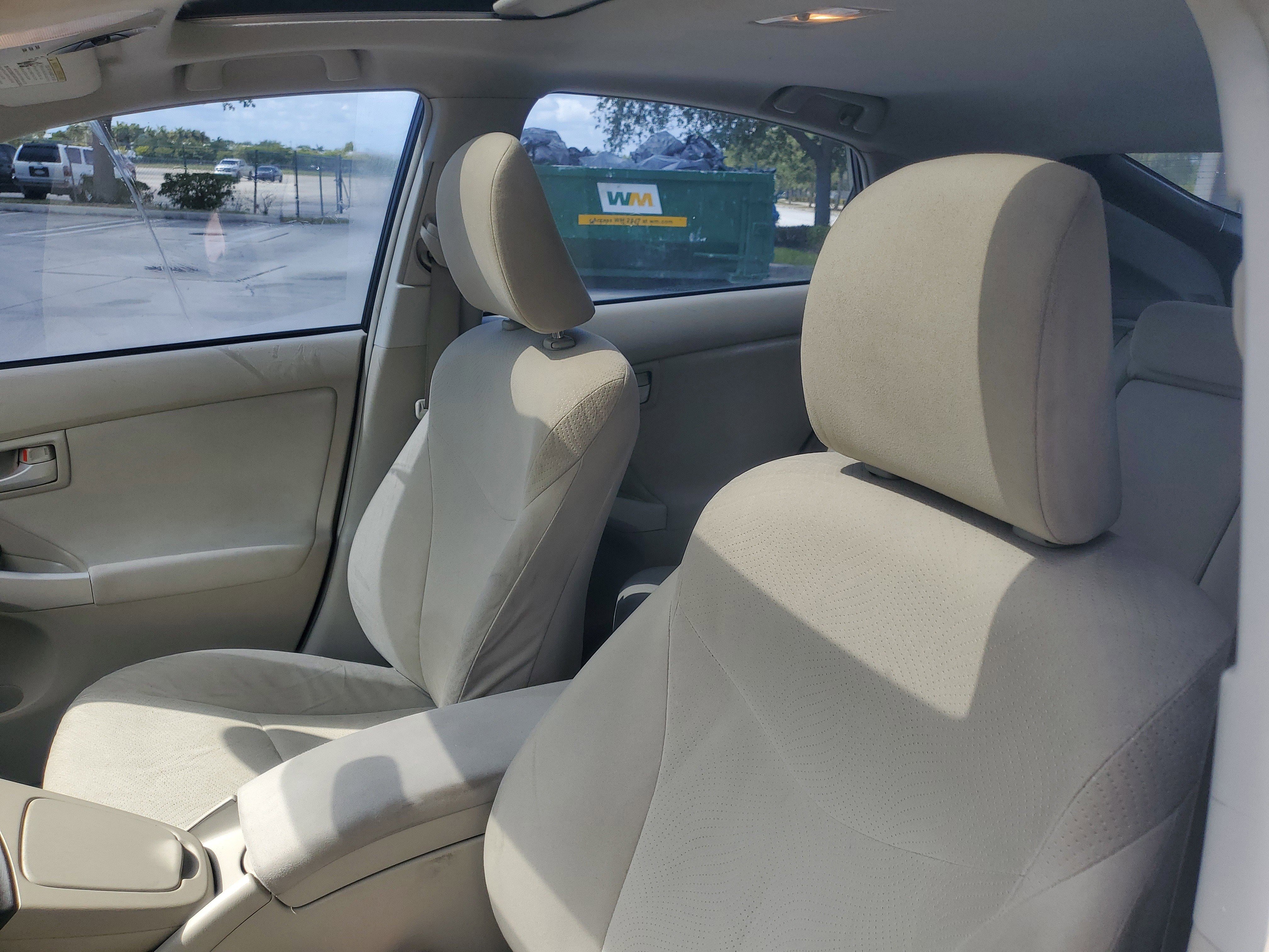 Used 2011 Toyota Prius Three w/ Solar Roof Pkg FWD image 17