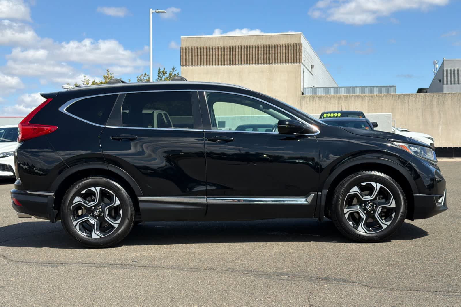 Used 2018 Honda CR-V Touring image 6