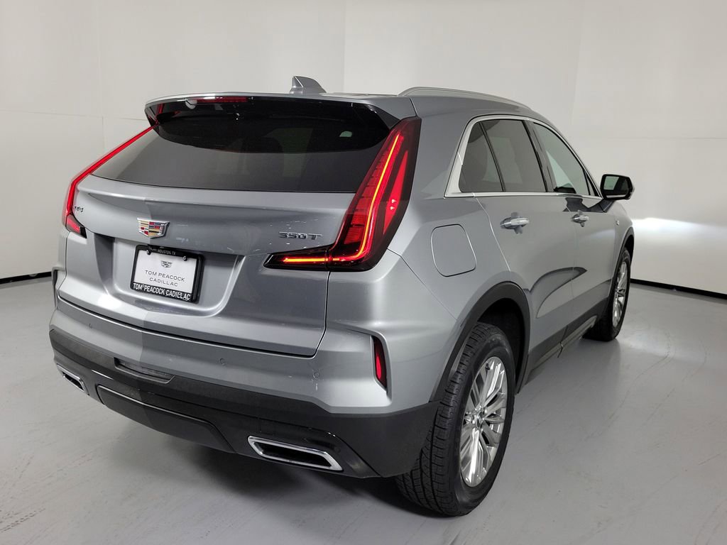 Certified 2025 Cadillac XT4 Premium Luxury FWD image 3