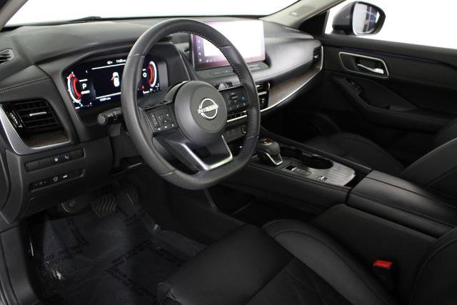 Certified 2024 Nissan Rogue Platinum w/ Platinum Premium Package image 20