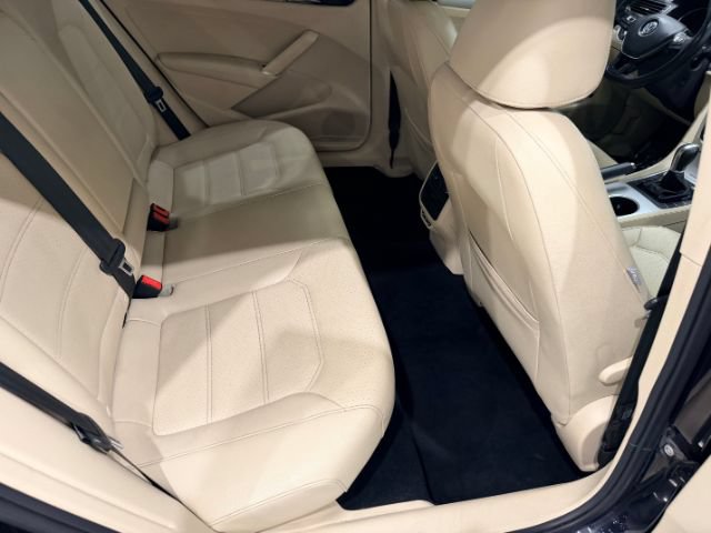 Used 2019 Volkswagen Passat 2.0T Wolfsburg w/ Wheels & Sunroof Package FWD image 37
