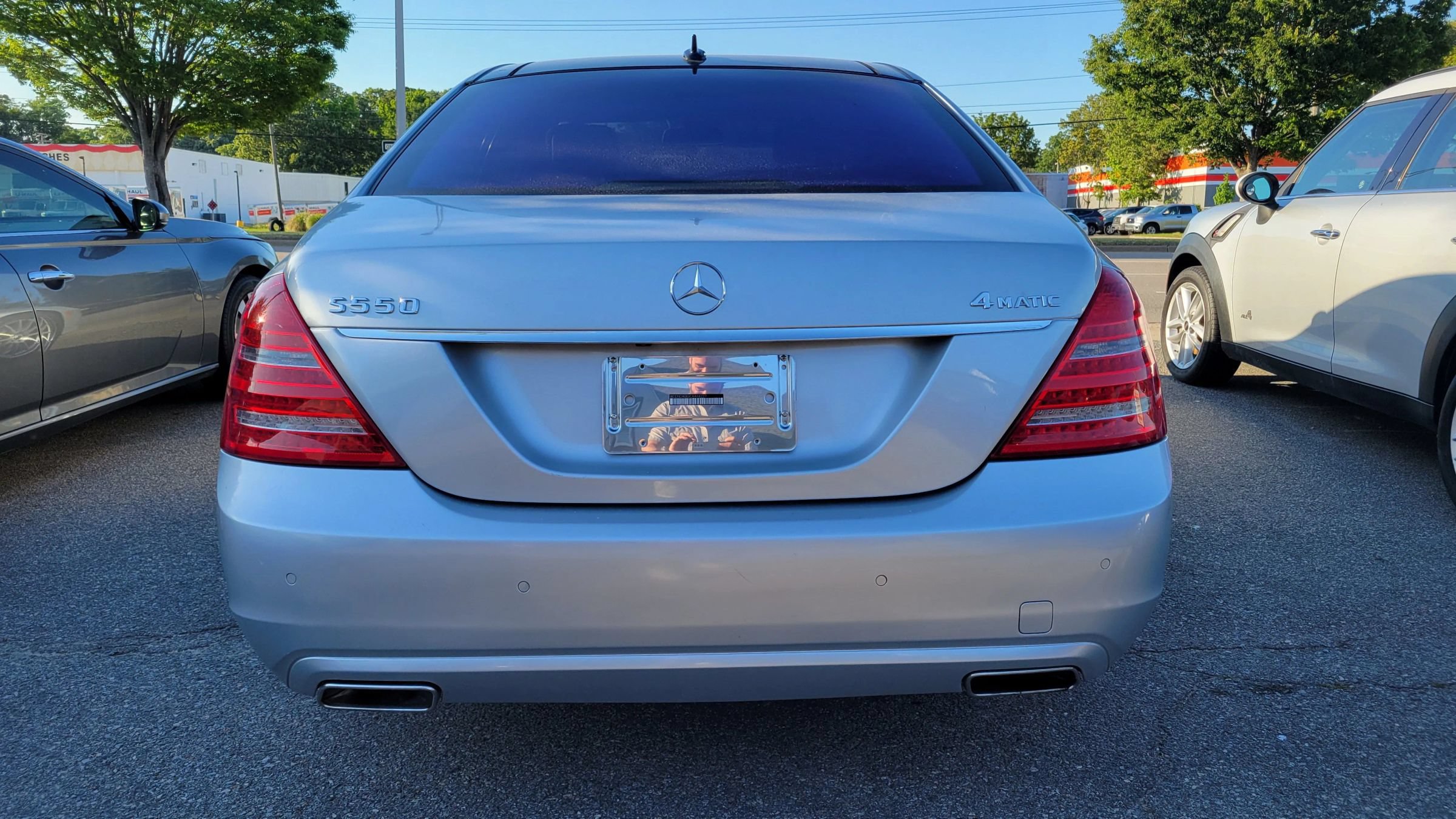 Used 2012 Mercedes-Benz S 550 4MATIC w/ Premium 2 Pkg image 4