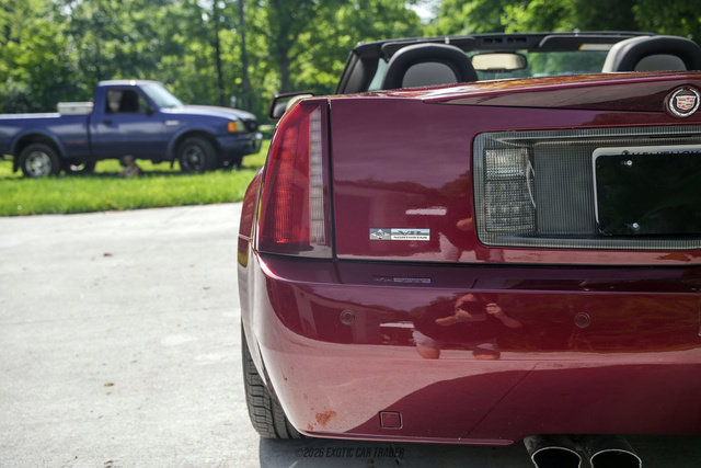 Used 2006 Cadillac XLR RWD image 90
