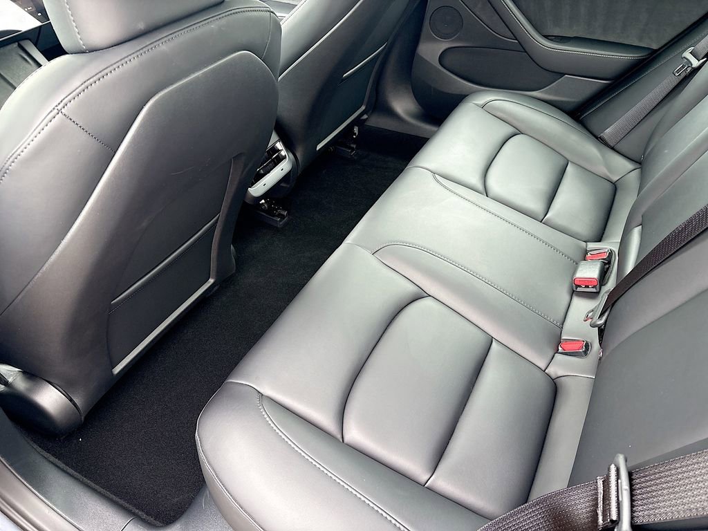 Used 2023 Tesla Model 3 Performance image 25