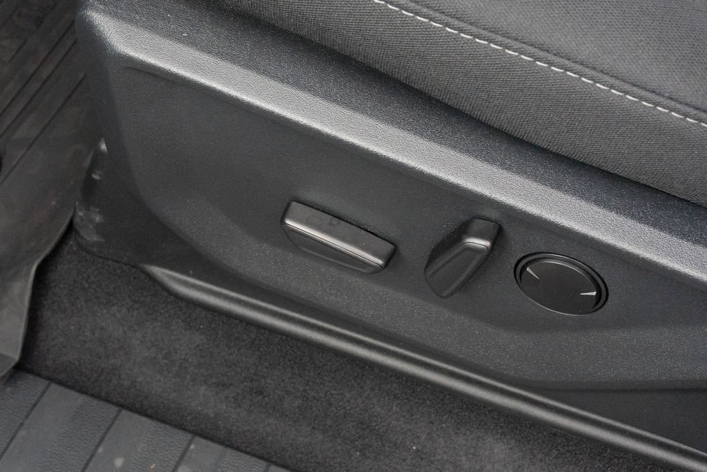 Used 2026 Ford F150 XLT w/ Equipment Group 302A MID AWD/4WD image 19