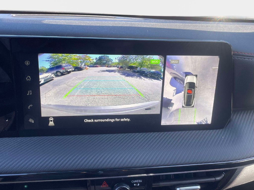 Used 2025 Nissan Kicks SR FWD image 27