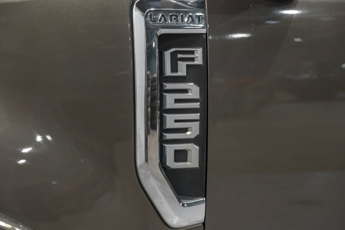 Used 2020 Ford F250 Lariat w/ Tremor Off-Road Package AWD/4WD image 53