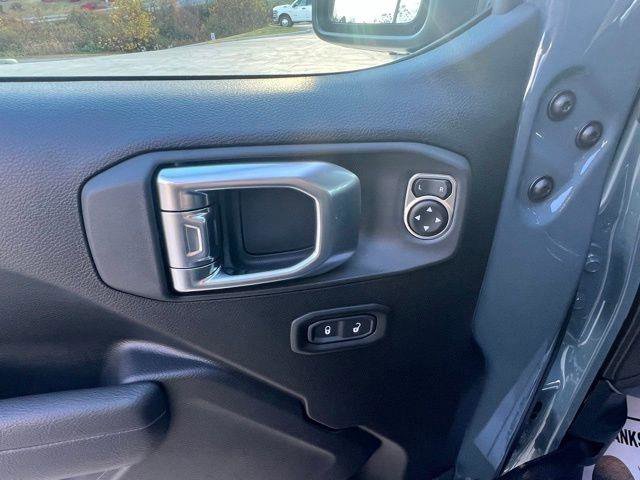 New 2026 Jeep Wrangler Sport S image 10