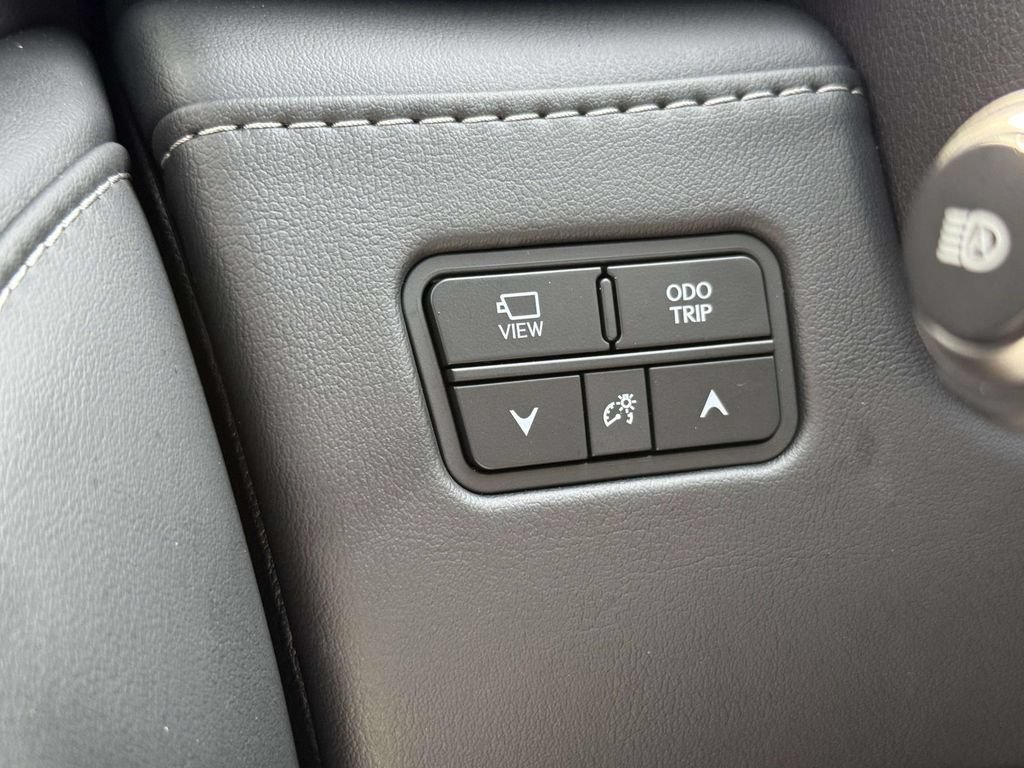 Used 2025 Lexus LX 700h F Sport AWD/4WD image 23