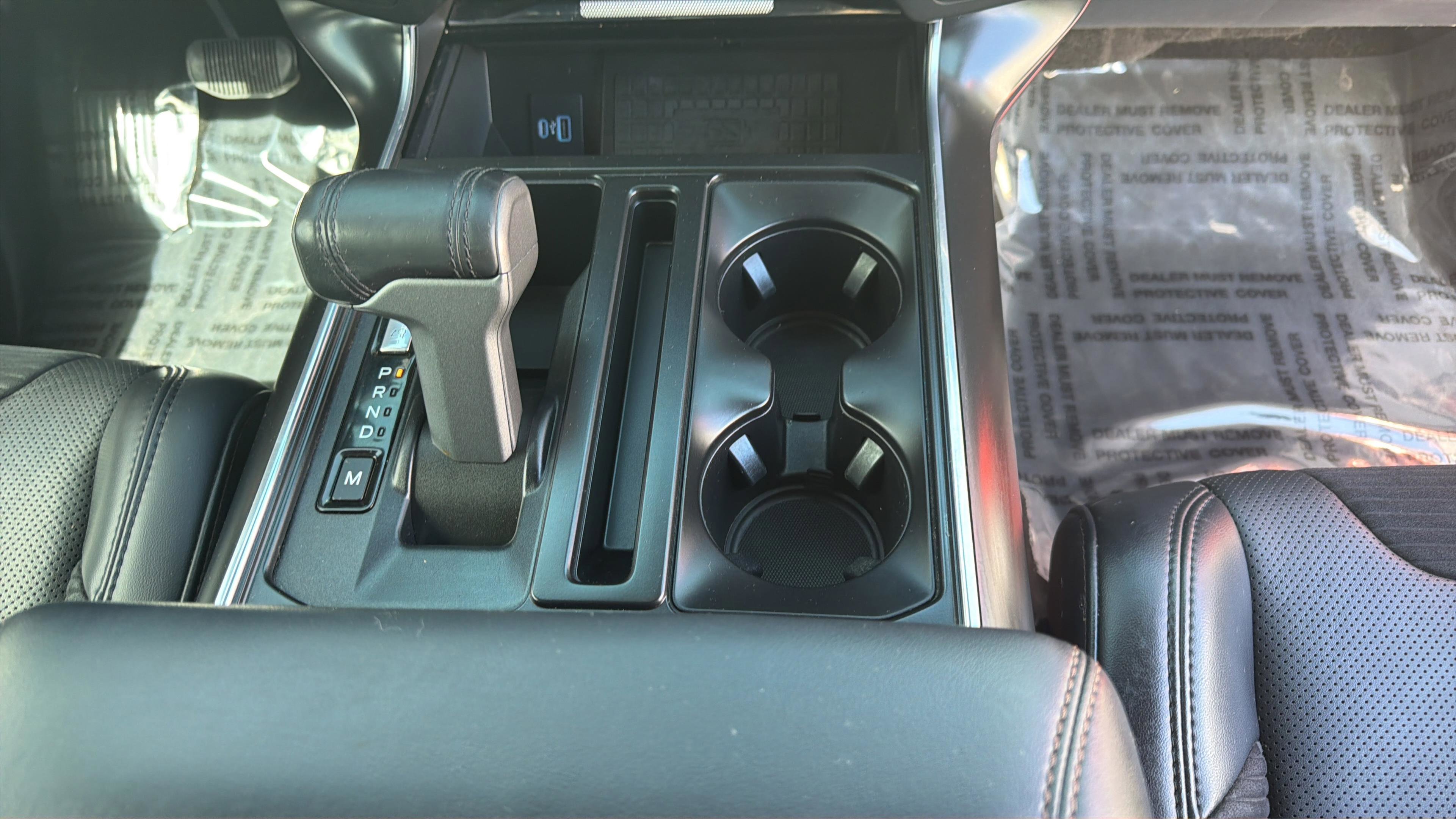 Used 2022 Ford F150 Raptor w/ Equipment Group 801A High AWD/4WD image 23