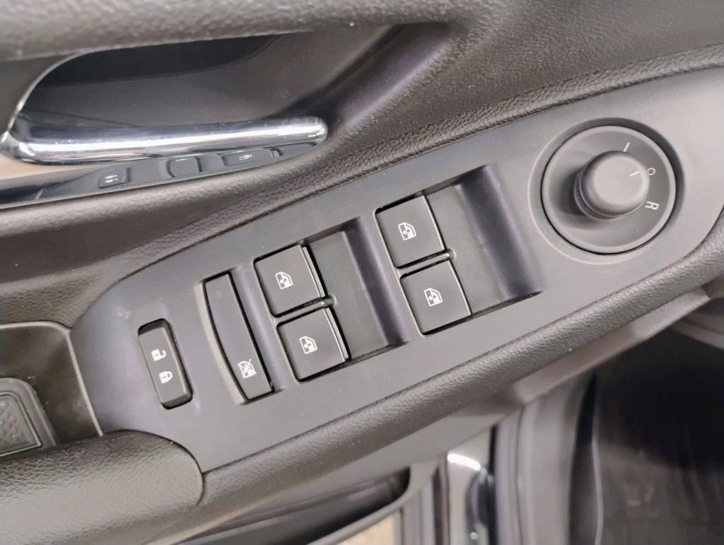 Used 2017 Chevrolet Trax LS image 13