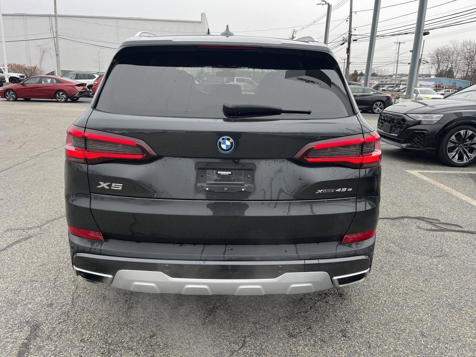 Used 2022 BMW X5 xDrive45e image 4