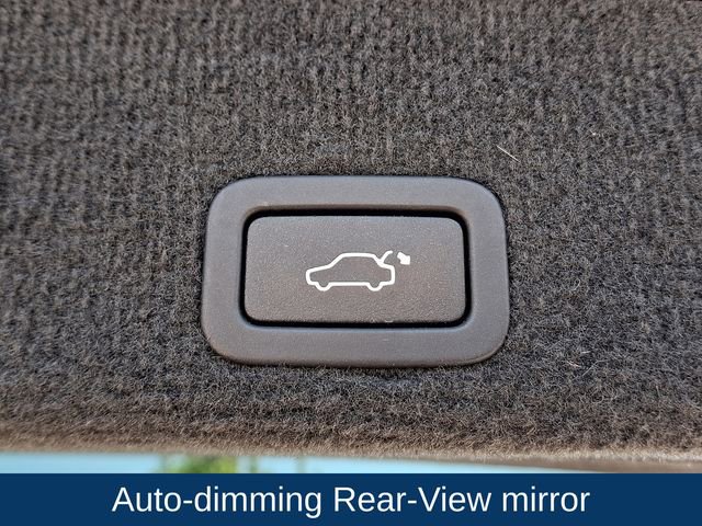 Used 2015 Volvo XC60 T6 R-Design Premier Plus AWD/4WD image 31