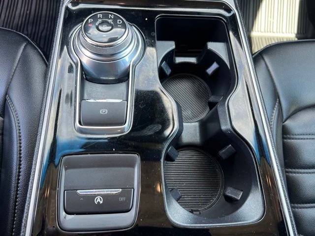 Used 2019 Ford Edge SEL w/ Equipment Group 201A AWD/4WD image 32