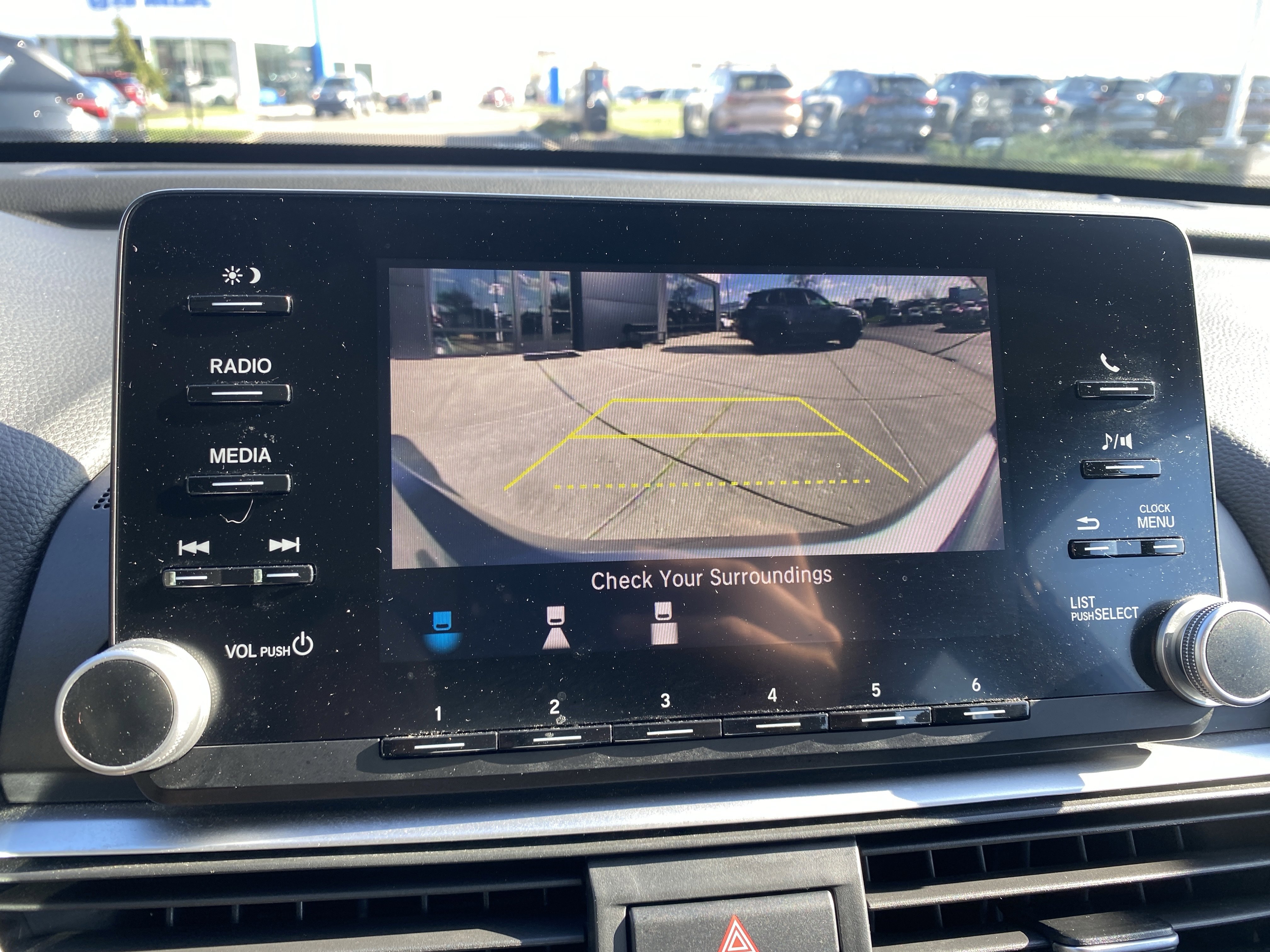 Used 2018 Honda Accord LX image 13