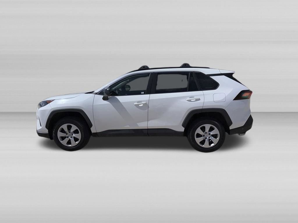 Used 2021 Toyota RAV4 LE FWD image 10