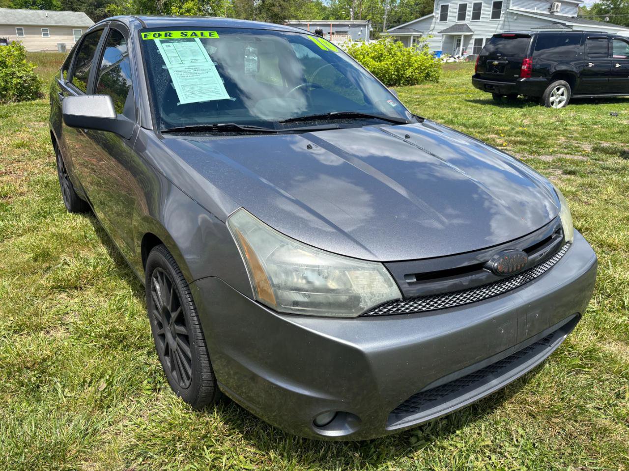 Used 2010 Ford Focus SES FWD image 3