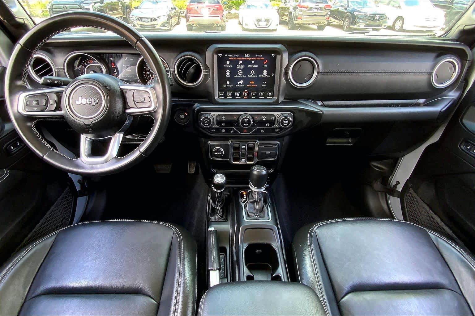 Used 2022 Jeep Wrangler Unlimited Sahara AWD/4WD image 15