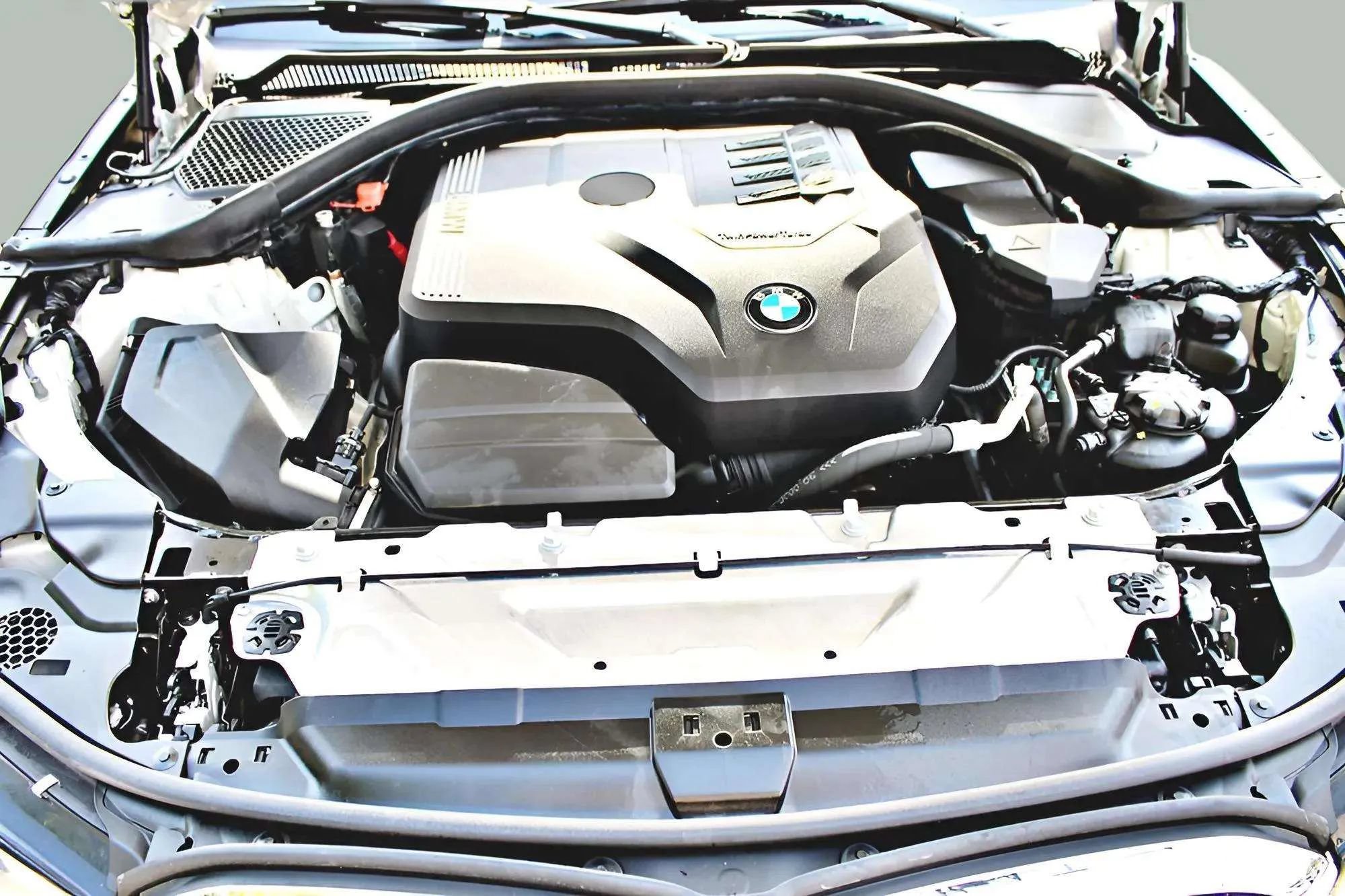 Used 2020 BMW 330i Sedan w/ Driving Assistance Package RWD image 30
