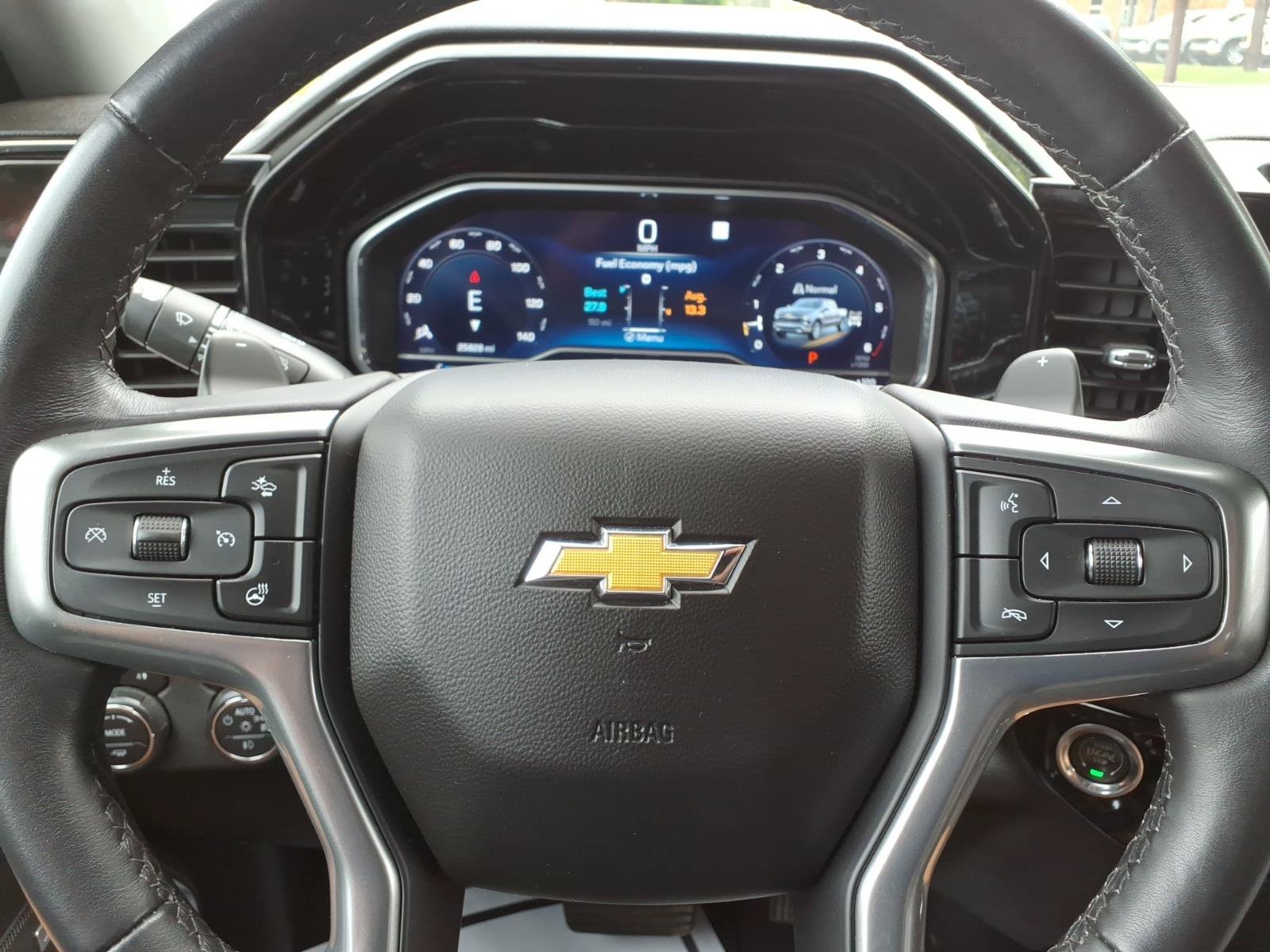 Certified 2022 Chevrolet Silverado 1500 LTZ w/ Technology Package AWD/4WD image 33