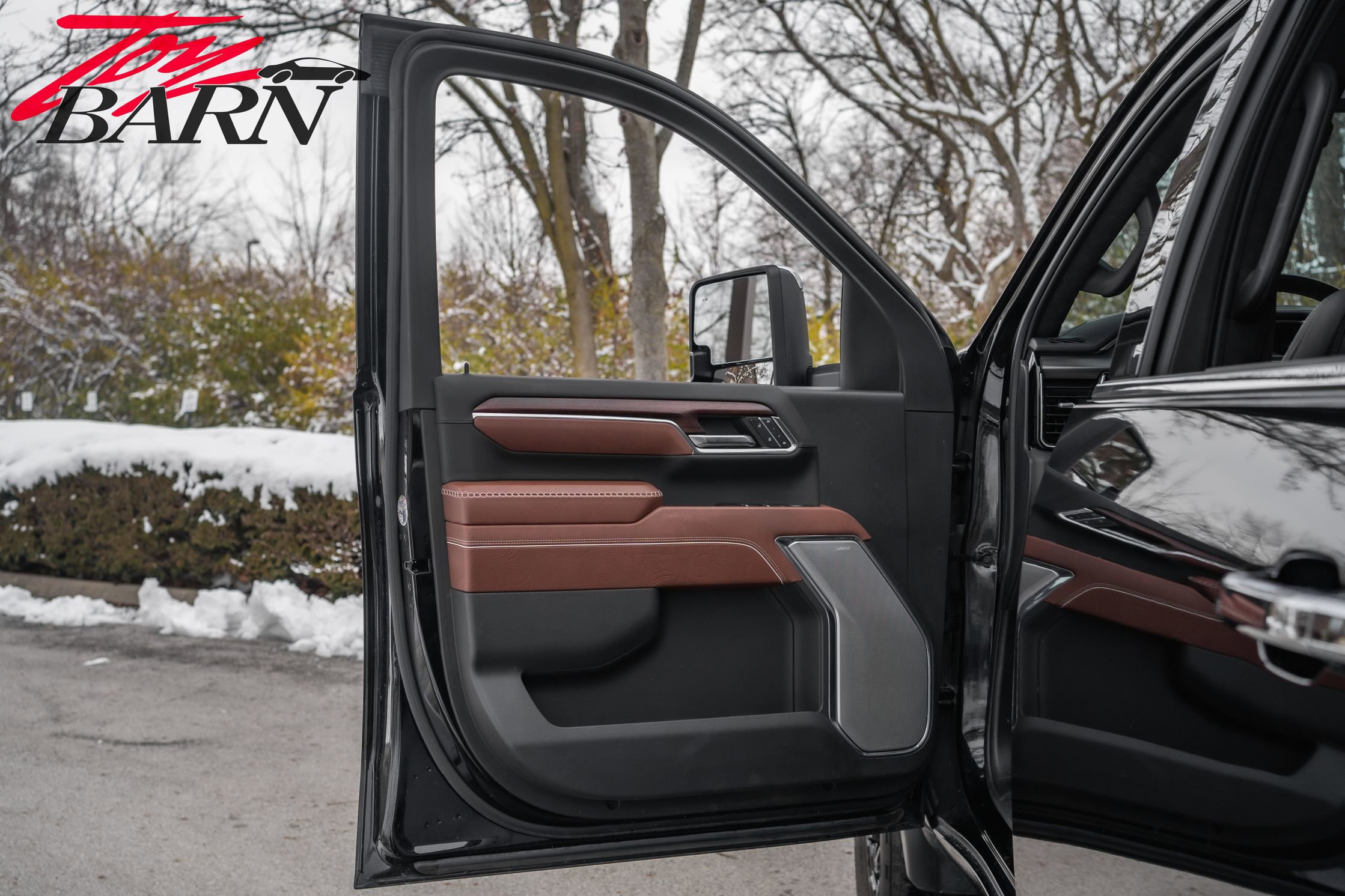 Used 2024 GMC Sierra 2500 Denali Ultimate image 23