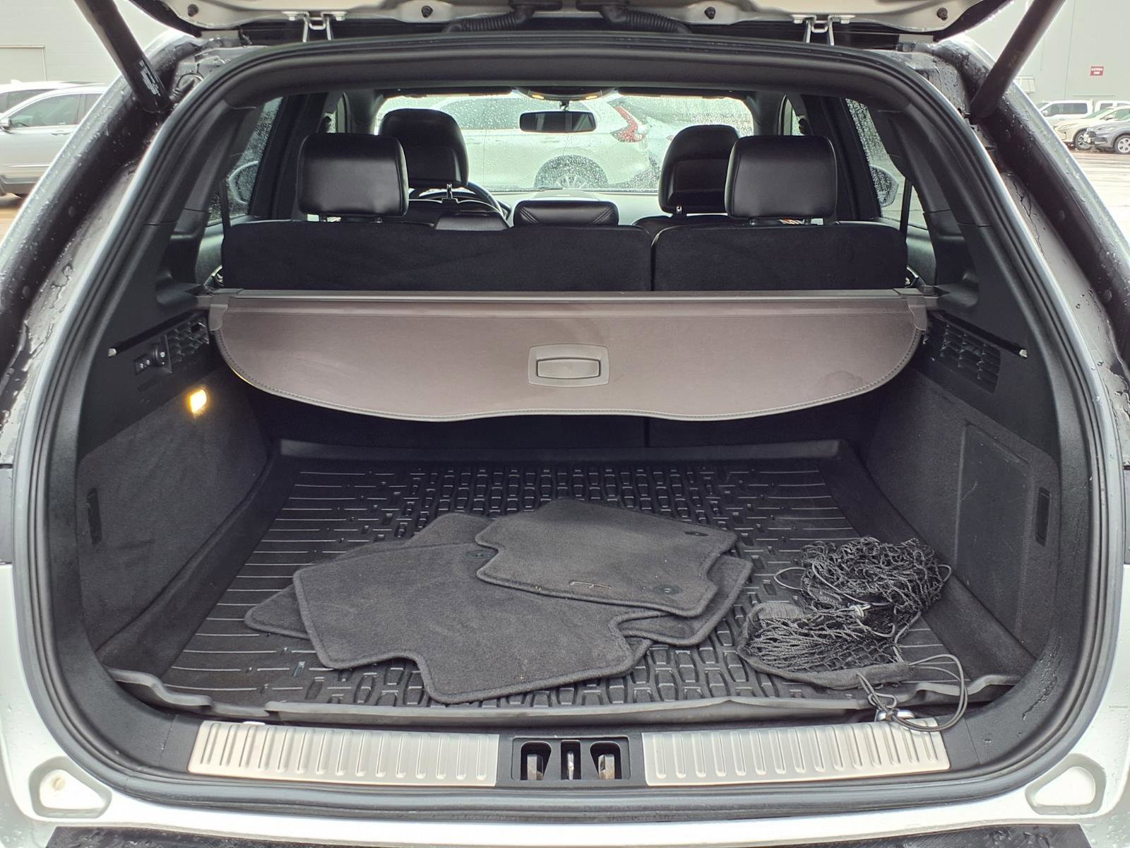 Used 2018 Lincoln MKX Select w/ Select Plus Package image 19