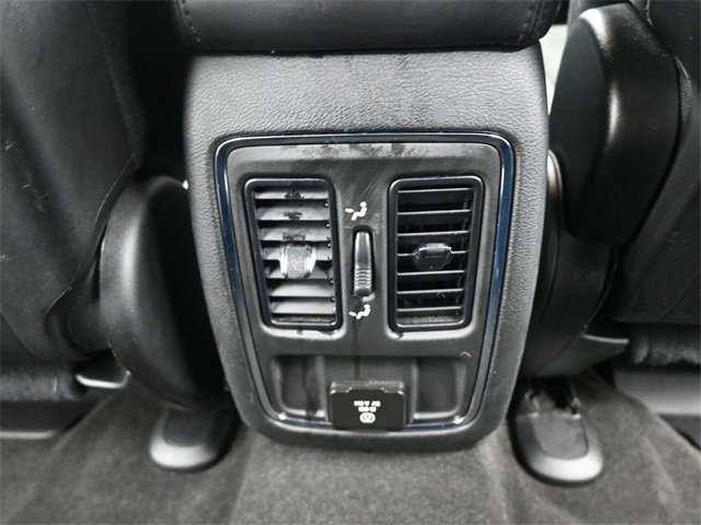 Used 2021 Jeep Grand Cherokee Laredo X image 24