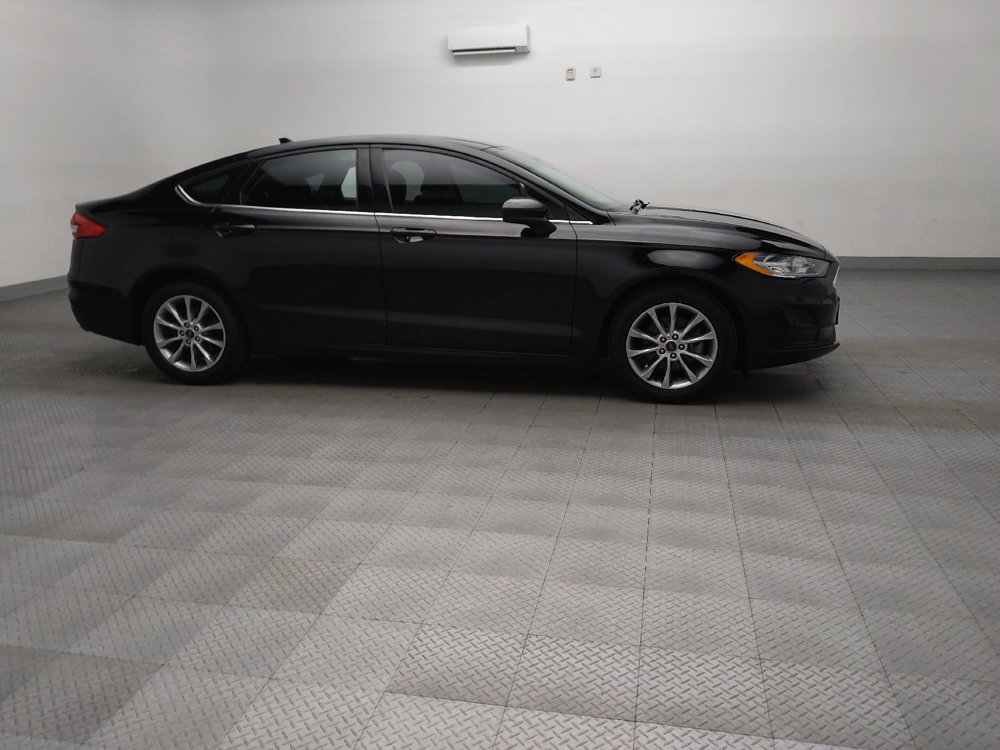 Used 2020 Ford Fusion SE FWD image 11