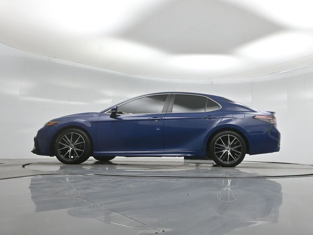 Used 2023 Toyota Camry SE w/ Cold Weather Package image 48