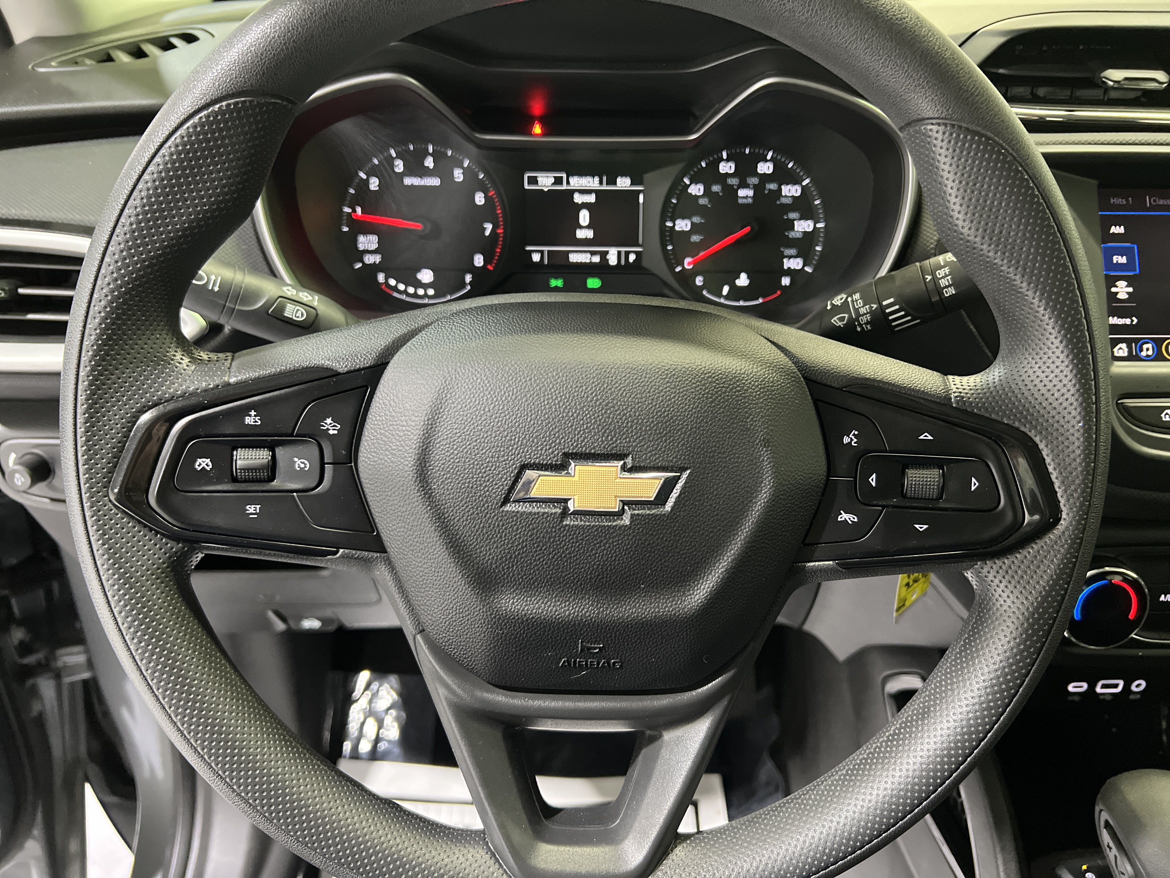 Used 2023 Chevrolet TrailBlazer LS FWD image 22