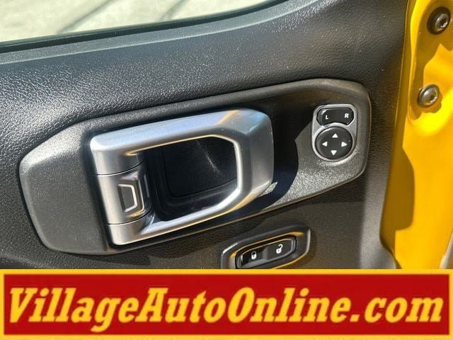 Used 2019 Jeep Wrangler Unlimited Sport w/ Technology Group AWD/4WD image 12
