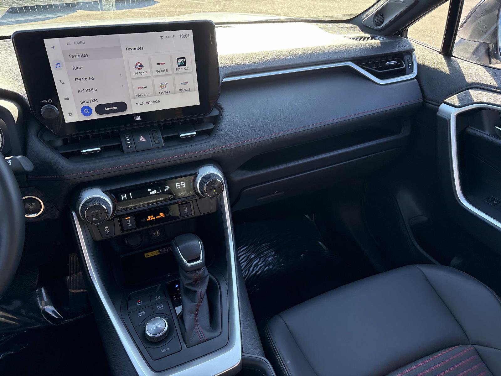 Used 2023 Toyota RAV4 XSE w/ Weather Package image 28