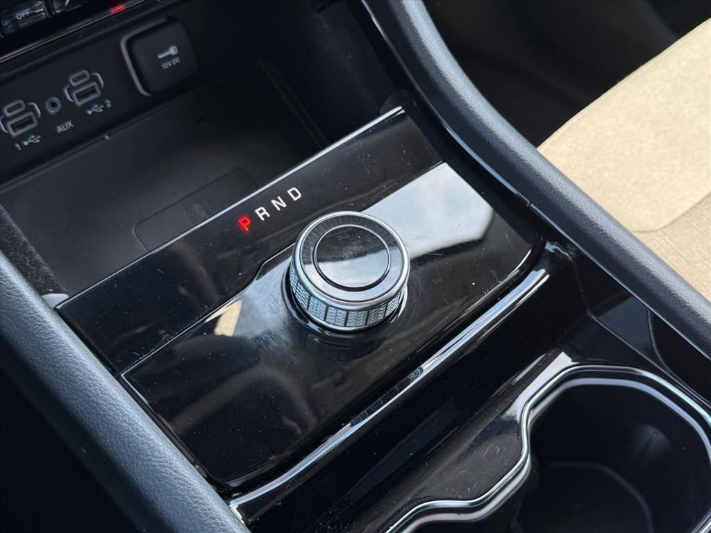 Used 2022 Jeep Grand Cherokee Laredo w/ Luxury Tech Group I image 16