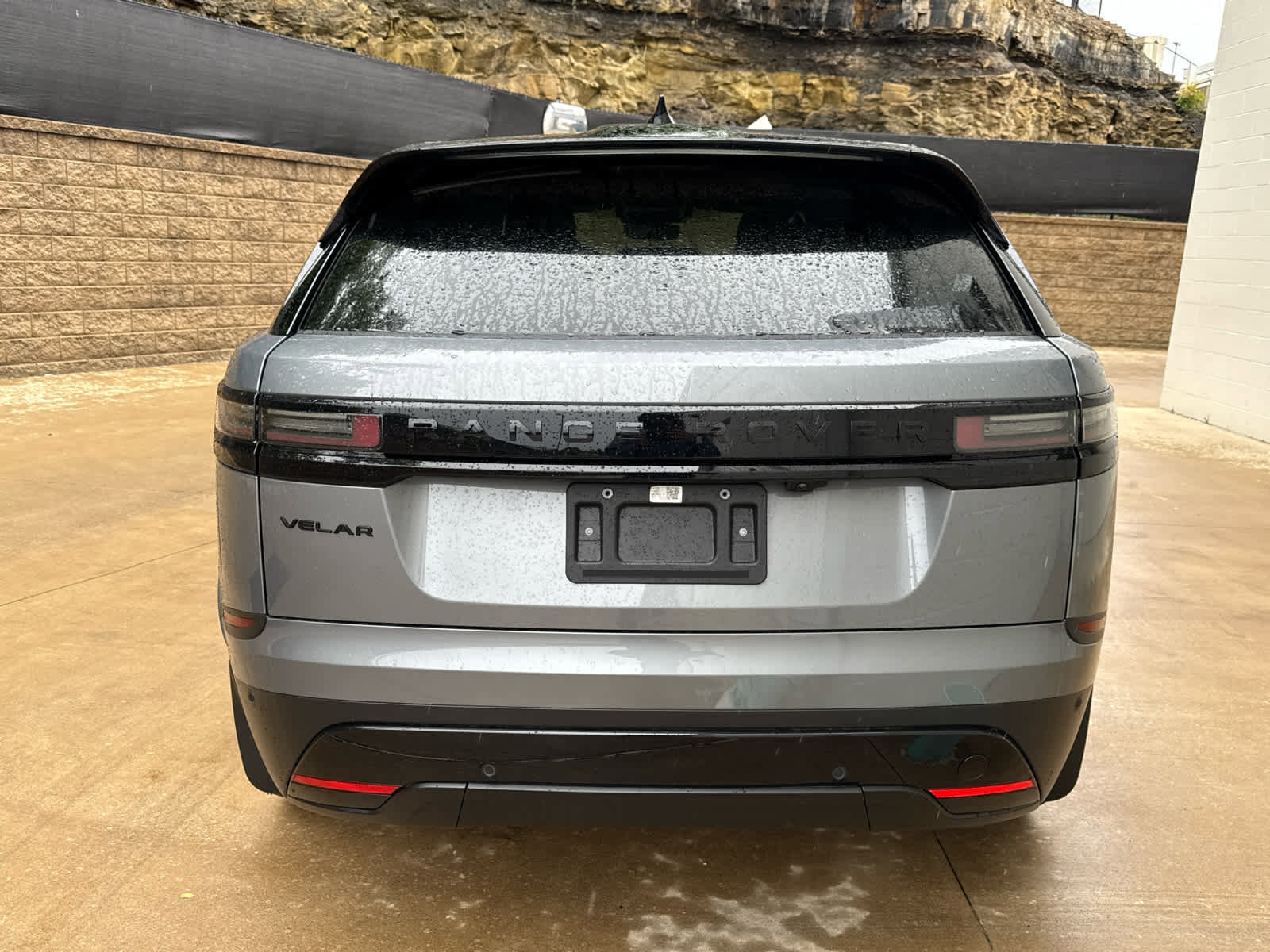 Used 2026 Land Rover Range Rover Velar S image 4