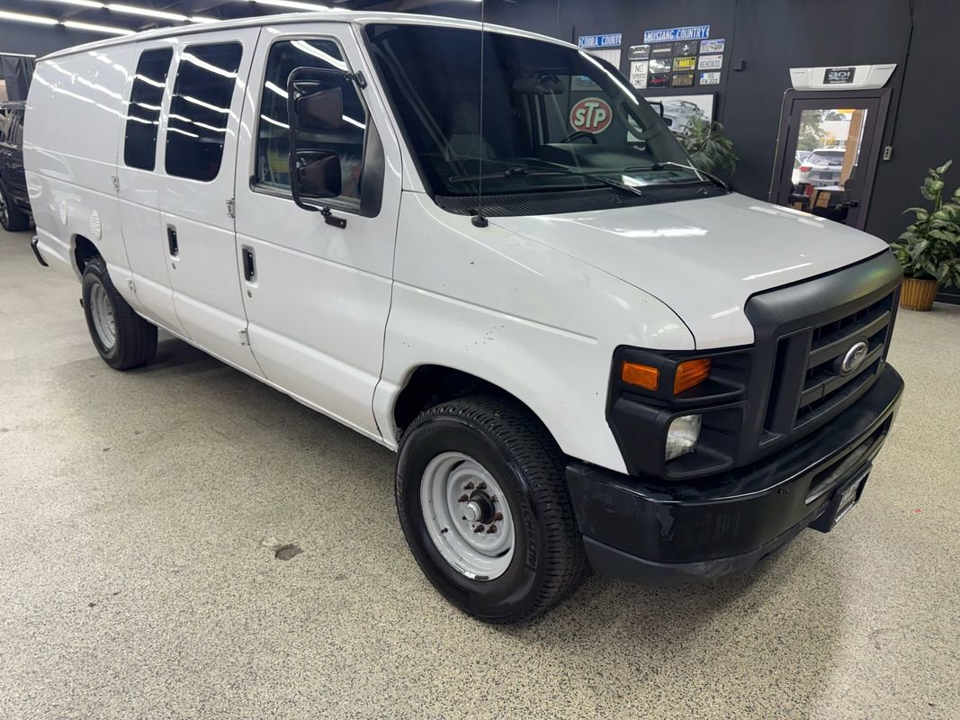 Used 2014 Ford E-350 and Econoline 350 Extended Super Duty image 7