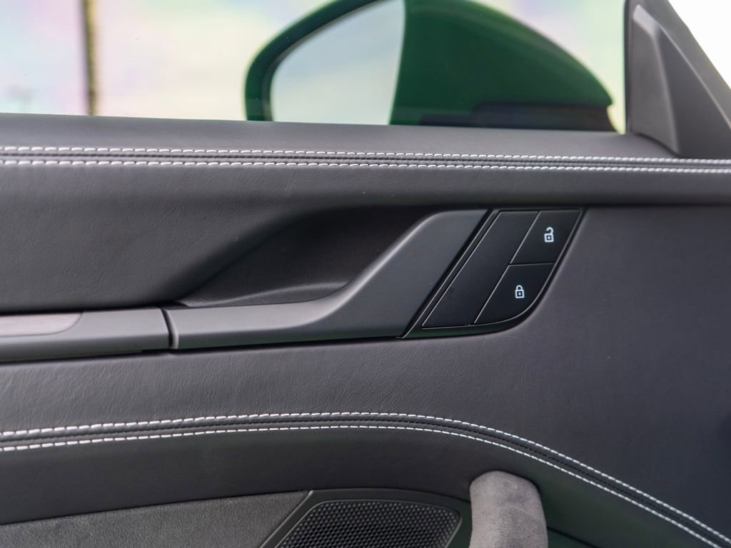 Used 2022 Porsche 911 GT3 image 30