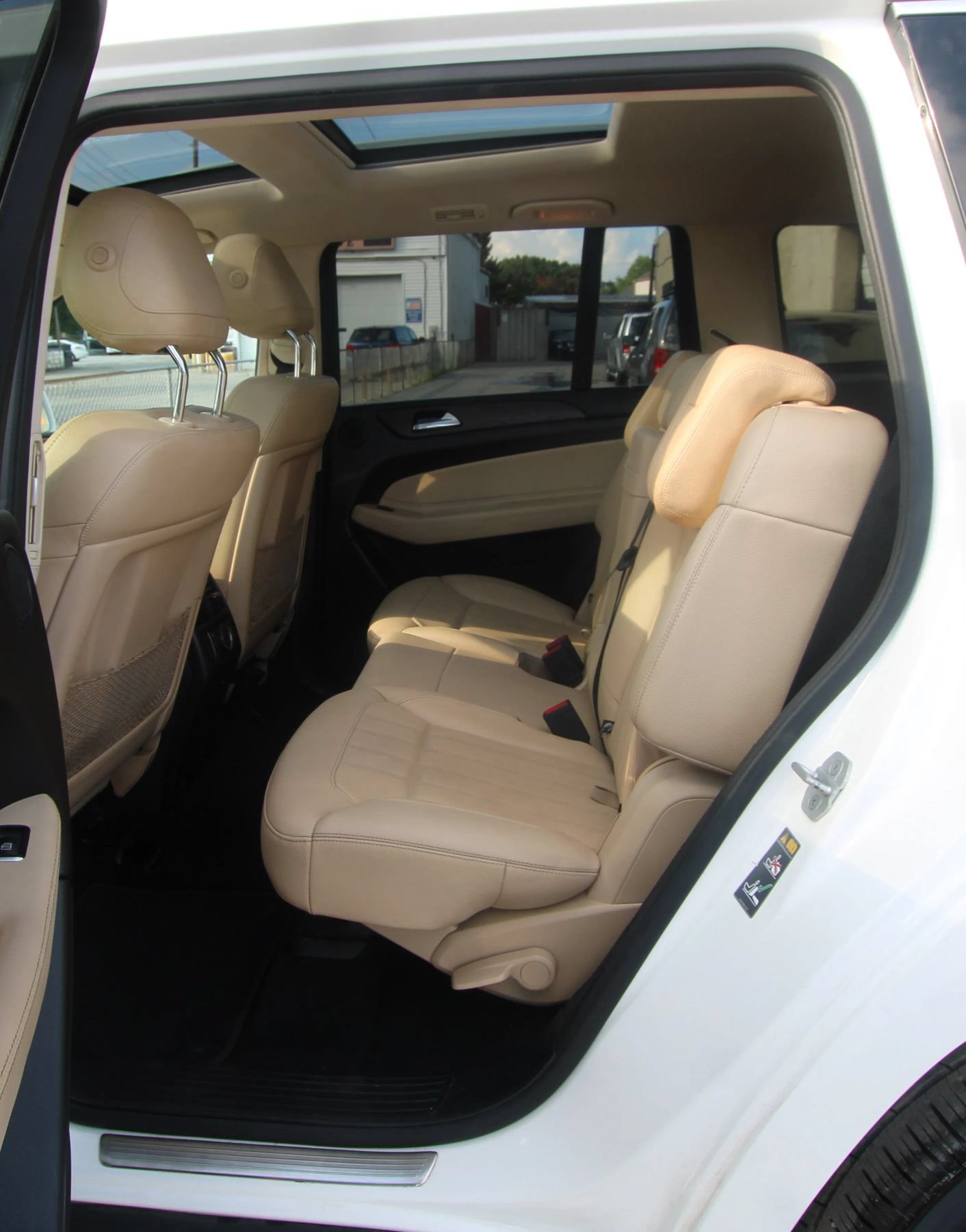Used 2017 Mercedes-Benz GLS 450 4MATIC w/ Premium Package image 11