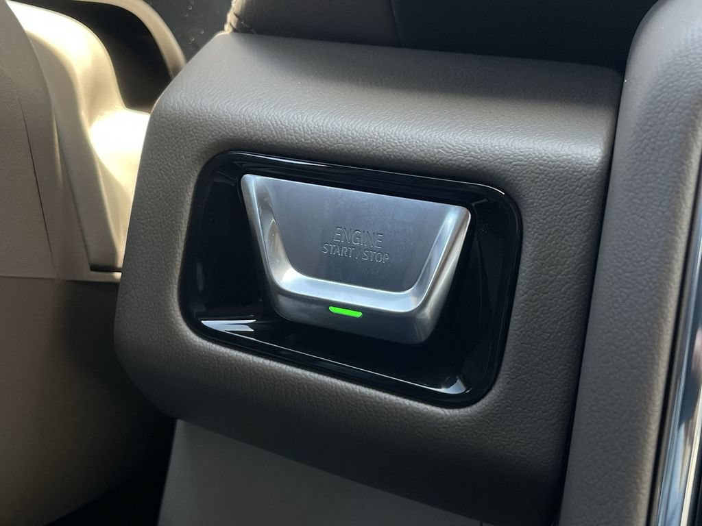 New 2026 GMC Yukon XL Denali AWD/4WD image 17