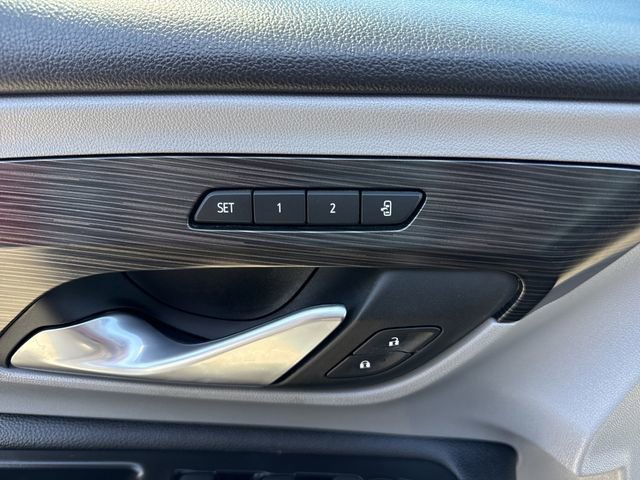 Used 2022 GMC Terrain SLT w/ Infotainment Package II image 39