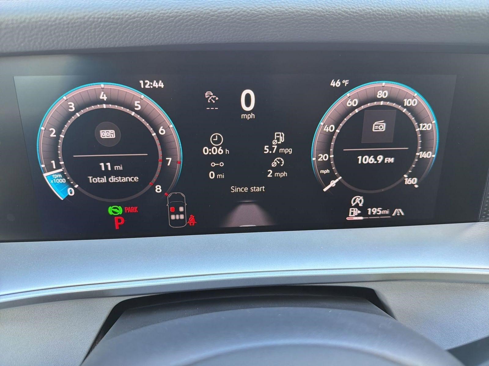 New 2026 Volkswagen Tiguan SE AWD/4WD image 18