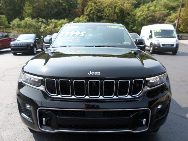 Used 2022 Jeep Grand Cherokee Overland w/ Adv Protech Group III image 4