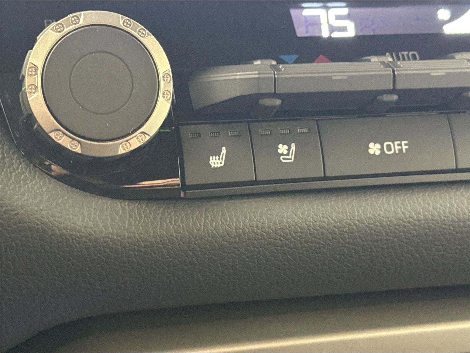 Certified 2026 Toyota Tundra Limited image 34