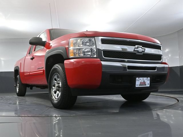 Used 2011 Chevrolet Silverado 1500 LS AWD/4WD image 40