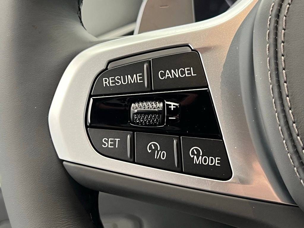 New 2026 BMW X5 xDrive50e w/ M Sport Package image 19