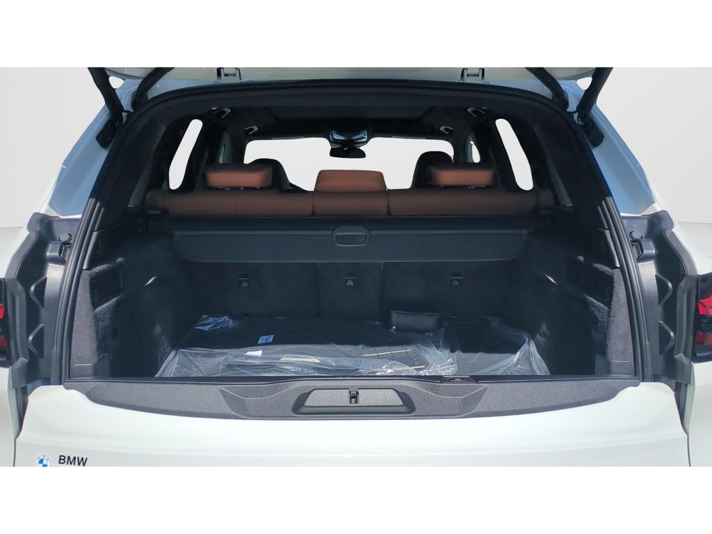New 2026 BMW X5 sDrive40i w/ Premium Package RWD image 9