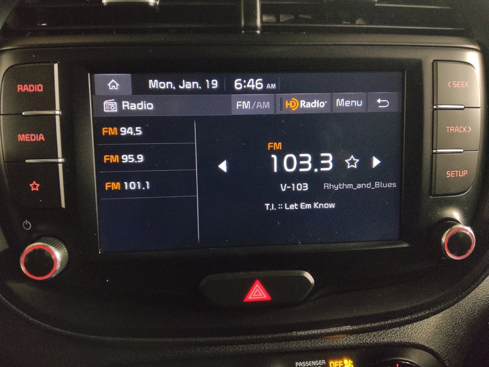 Used 2022 Kia Soul LX w/ Technology Package image 25