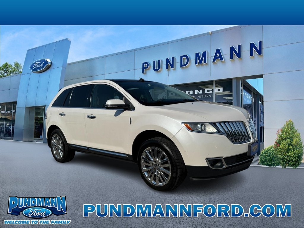 Used 2014 Lincoln MKX FWD w/ Equipment Group 102A