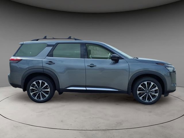 New 2026 Nissan Pathfinder Platinum image 10